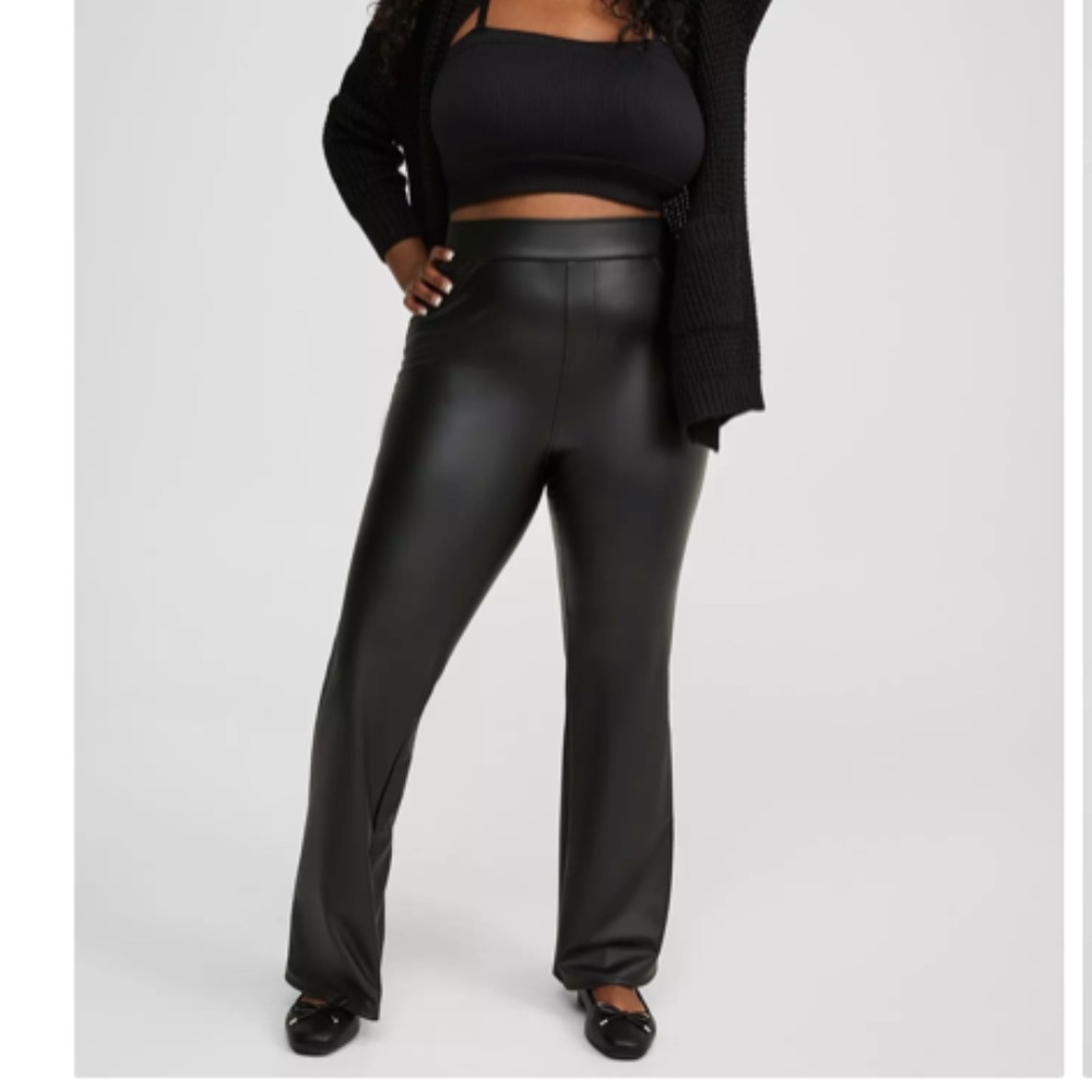 Faux Leather Slim Boot legging 2X (18-20)